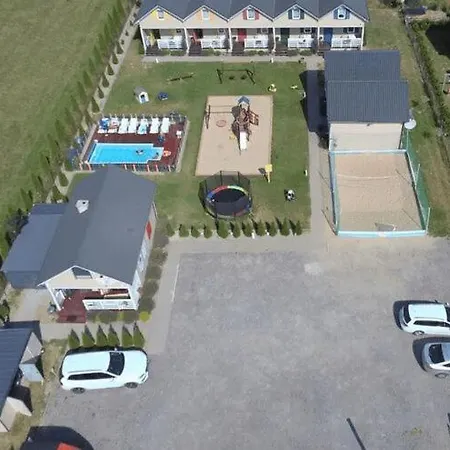 Leisure Complex With A Swimming Pool 3* Jezierzany